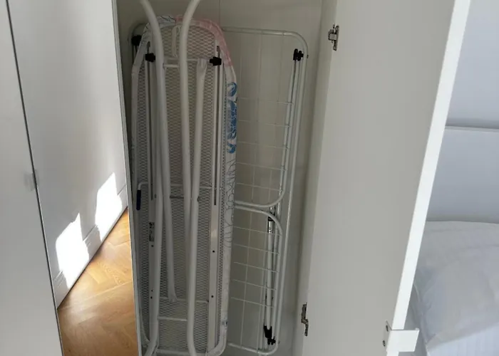 2 Mit Balkon 19 *